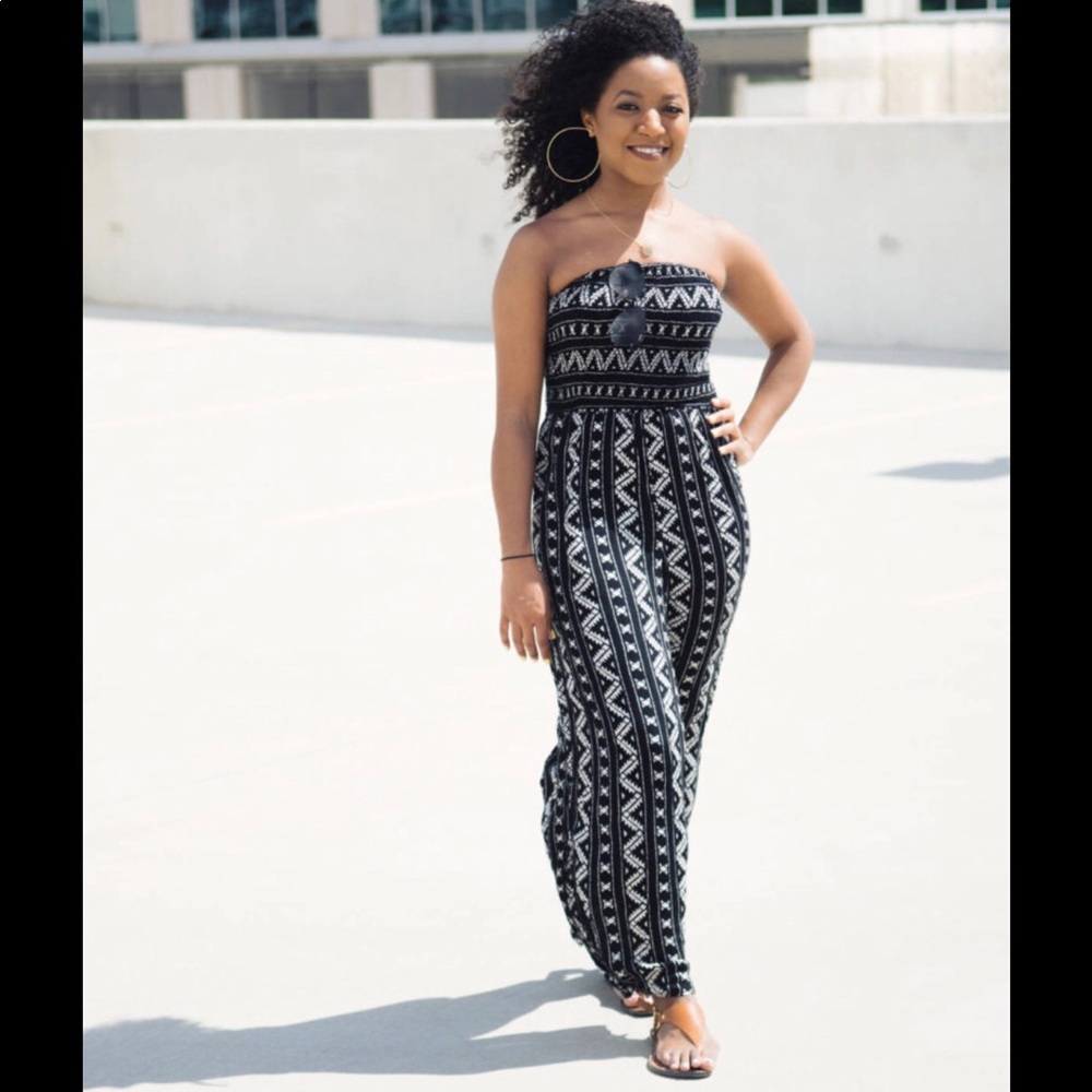 Urban Outfitters Strapless Jumpsuit NWT size Large